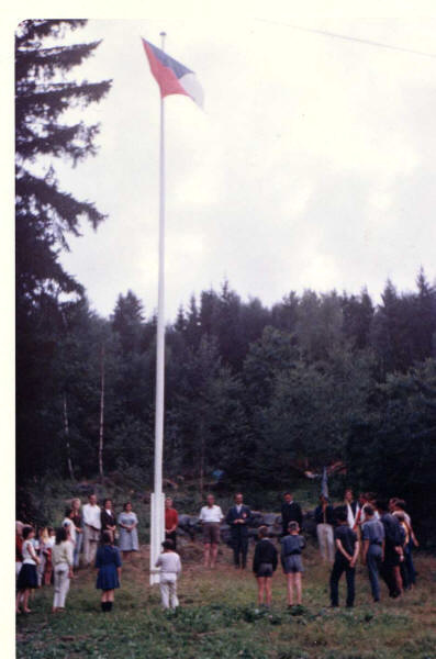 1963